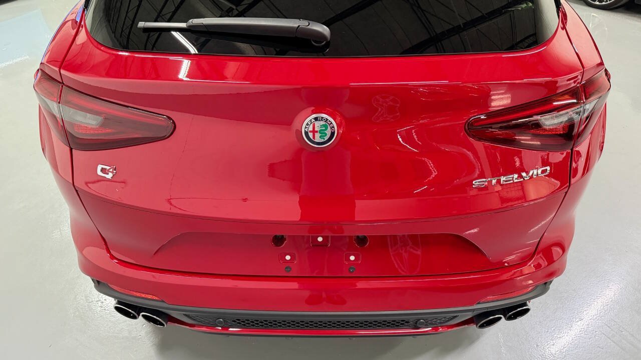 Used 2022 Alfa Romeo Stelvio Quadrifoglio w/ Active Assist Plus Package AWD/4WD image 14