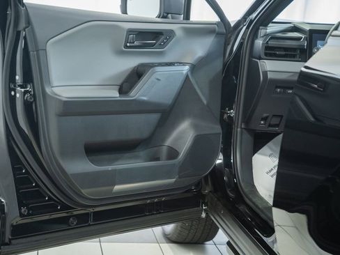 New 2026 Toyota RAV4 XSE AWD/4WD image 43