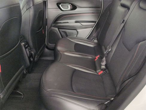 Used 2022 Jeep Compass Trailhawk w/ Trailer Tow Group image 23