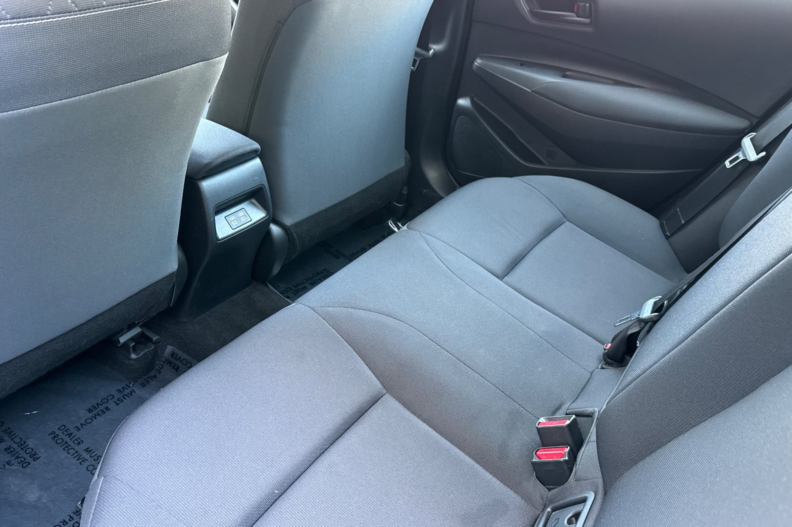 Used 2023 Toyota Corolla LE w/ Carpet Mat Package (TMS) FWD image 16