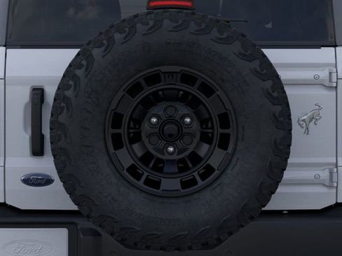 New 2026 Ford Bronco Outer Banks w/ Sasquatch Package image 24