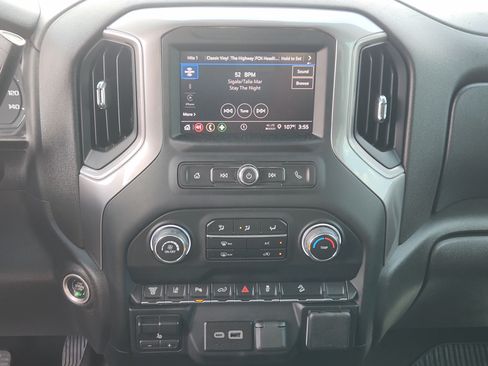 Used 2024 Chevrolet Silverado 2500 Custom w/ Custom Value Package AWD/4WD image 18