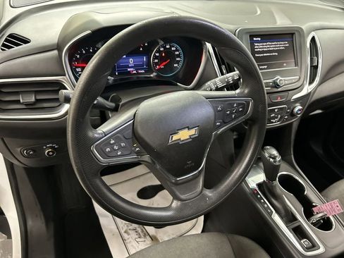 Used 2020 Chevrolet Equinox LT FWD image 4