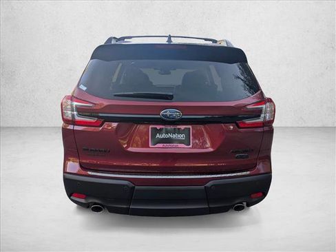 Used 2025 Subaru Ascent Onyx Edition image 8