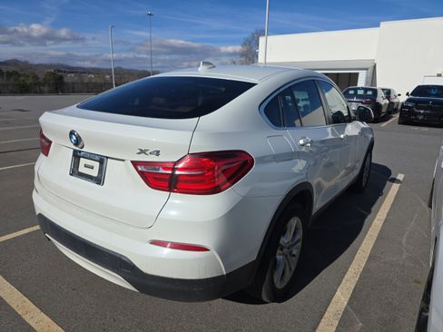 Used 2016 BMW X4 xDrive28i image 2
