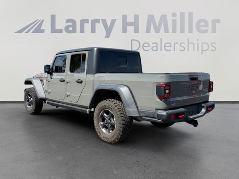 Used 2020 Jeep Gladiator Rubicon image 3