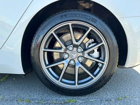 Used 2021 Tesla Model 3 Standard Range Plus image 12