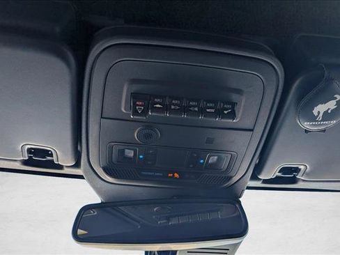 Used 2022 Ford Bronco 4-Door image 30