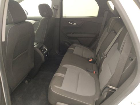 Used 2024 Chevrolet Blazer LT w/ Convenience Package FWD image 18