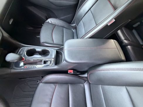 Used 2023 Chevrolet Equinox RS w/ RS Leather Package FWD image 18