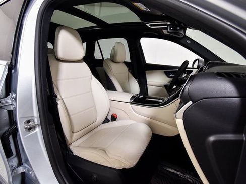 New 2026 Mercedes-Benz GLC 300 4MATIC image 30