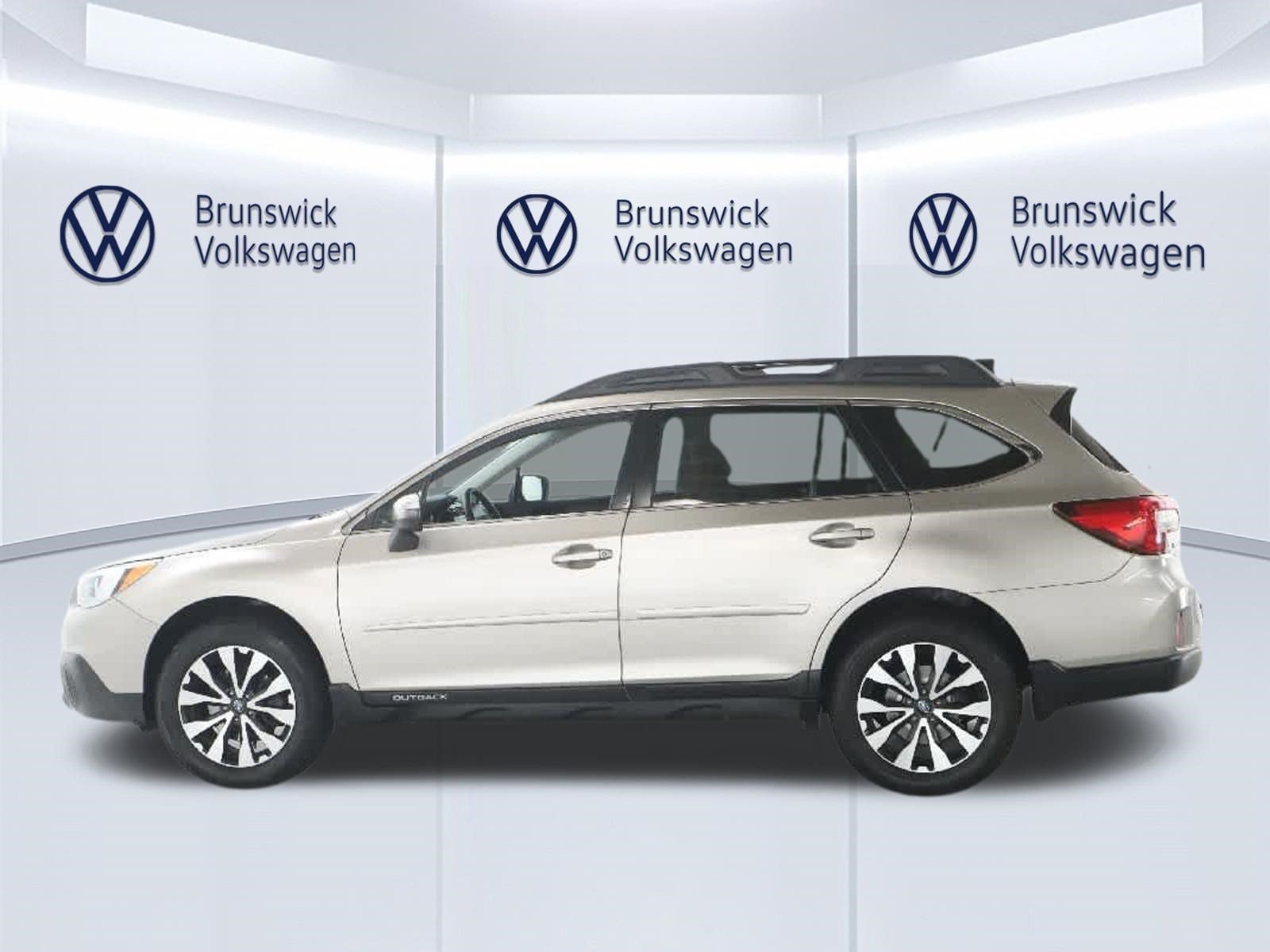 Used 2016 Subaru Outback 2.5i Limited AWD/4WD image 38
