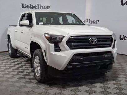 New 2025 Toyota Tacoma SR5
