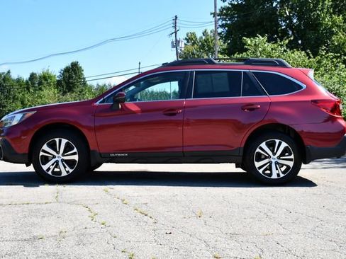 Used 2019 Subaru Outback 2.5i Limited w/ Popular Package #2 AWD/4WD image 4