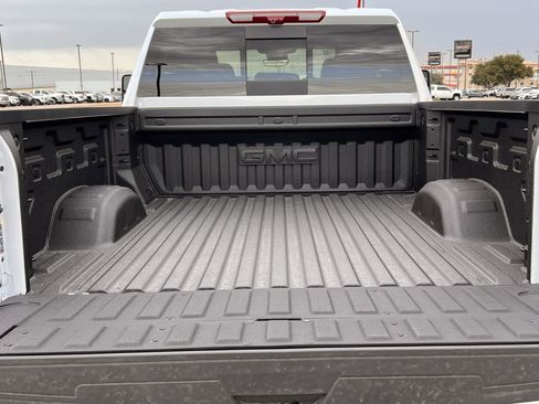 New 2026 GMC Sierra 2500 Denali w/ Denali Reserve Package image 29