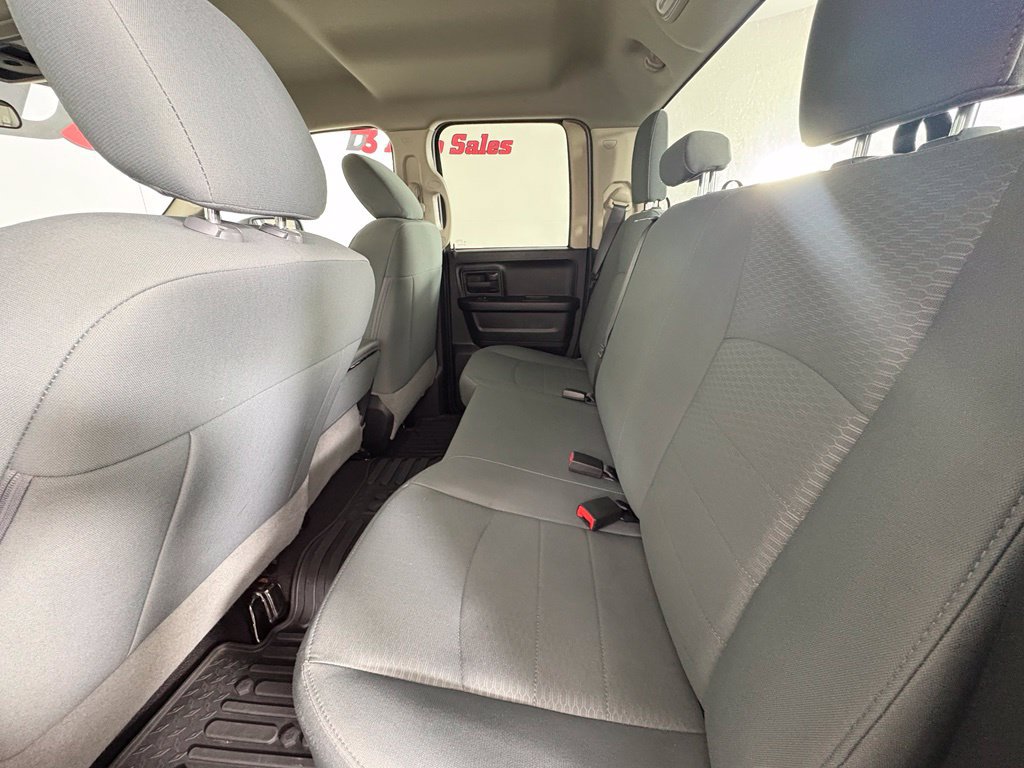 Used 2018 RAM 1500 Express AWD/4WD image 38