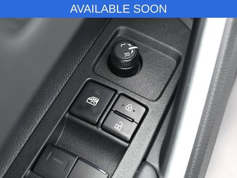 Used 2026 Toyota Corolla Cross AWD Hybrid image 12