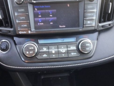 Used 2014 Toyota RAV4 Limited image 10