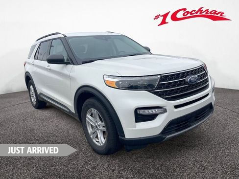 Used 2023 Ford Explorer XLT w/ Equipment Group 202A image 1
