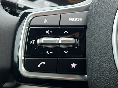 New 2026 Kia Carnival EX FWD image 20