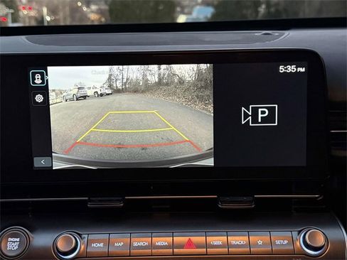 Used 2024 Hyundai Kona SEL image 13