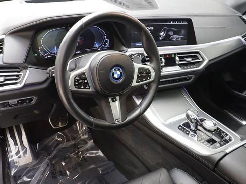 Certified 2023 BMW X5 xDrive45e w/ Executive Package image 7