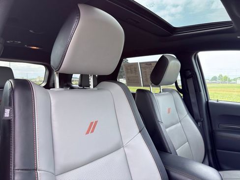 Used 2022 Dodge Durango R/T w/ Blacktop Package AWD/4WD image 41