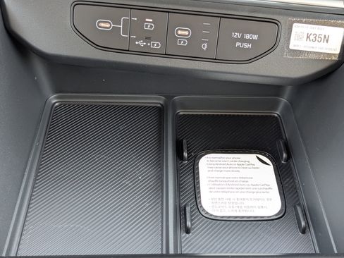 New 2026 Kia Carnival SX FWD image 32