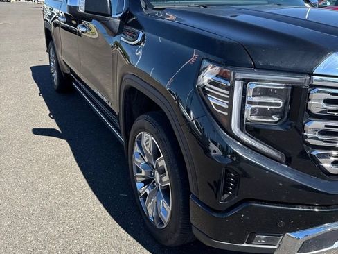 Used 2024 GMC Sierra 1500 Denali w/ Denali Reserve Package AWD/4WD image 4
