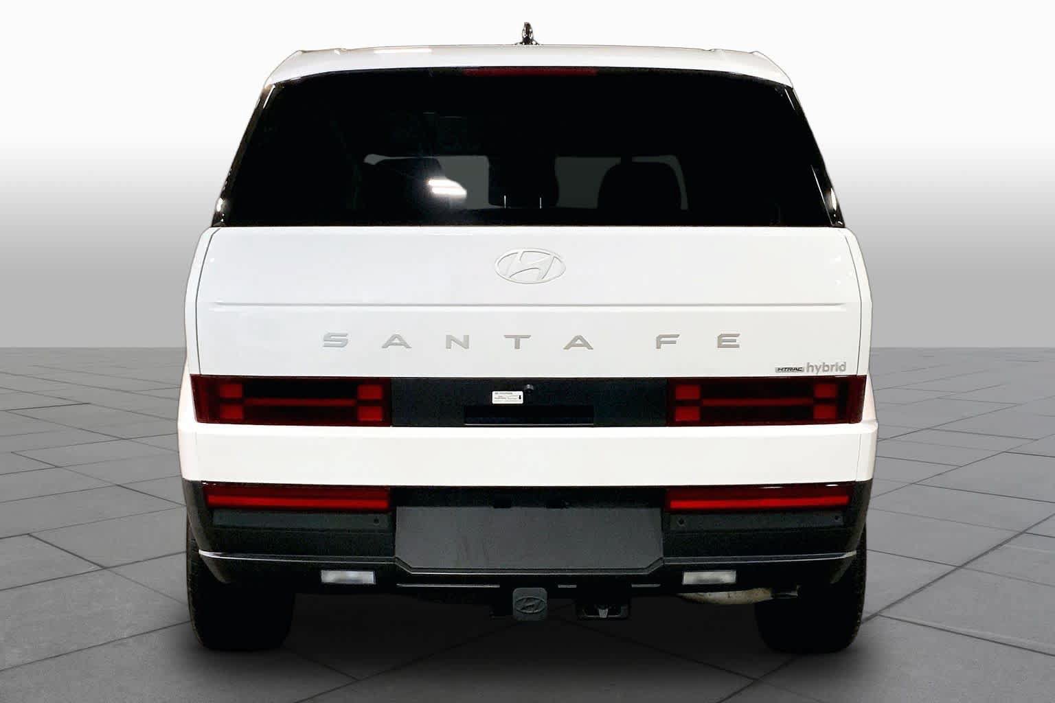 Used 2026 Hyundai Santa Fe SE AWD/4WD image 5