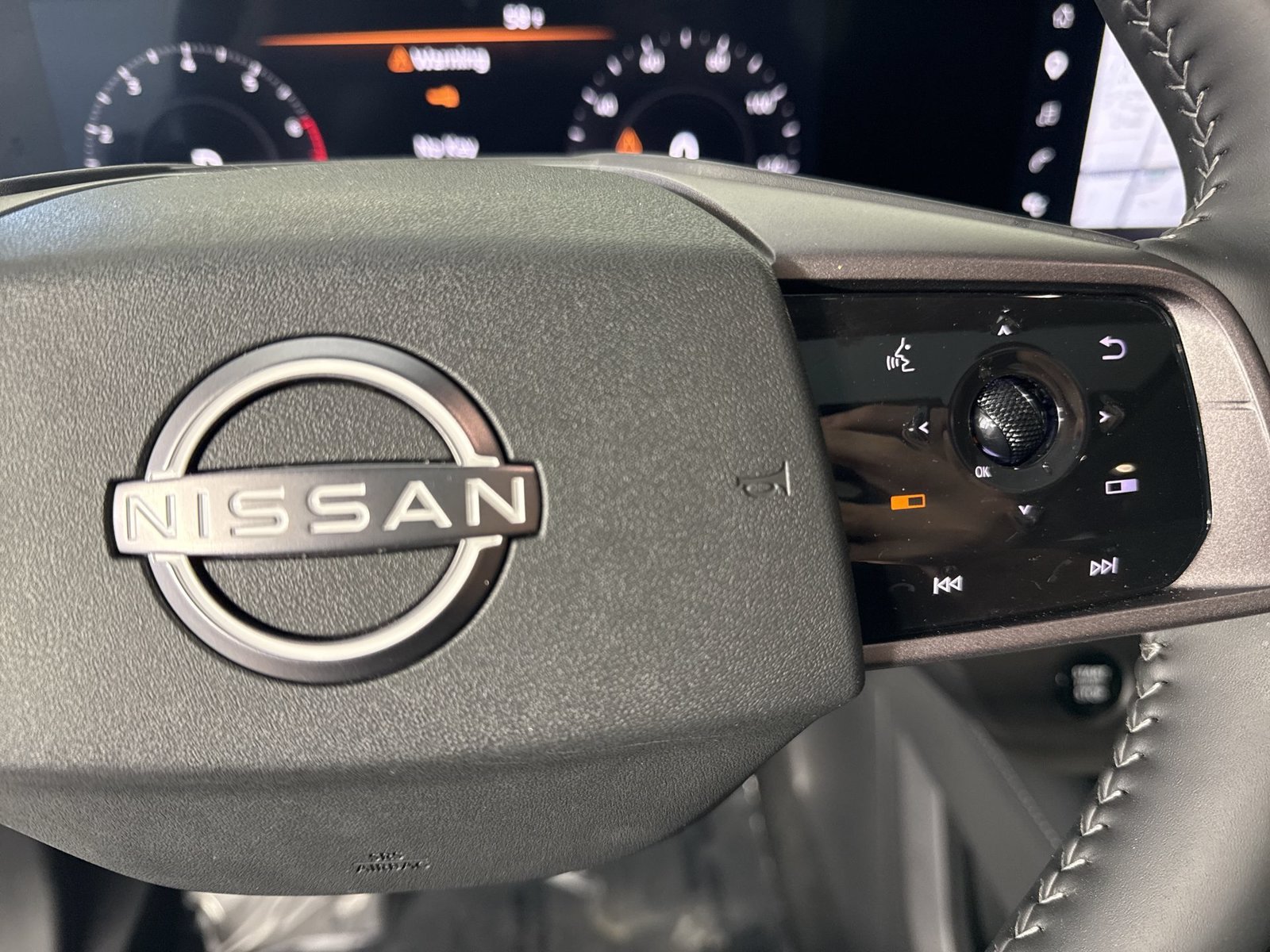 Certified 2025 Nissan Murano SL AWD/4WD image 15
