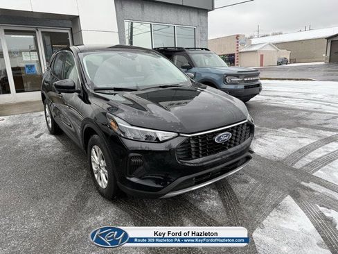 Used 2023 Ford Escape Active w/ Tech Pack #2 image 1