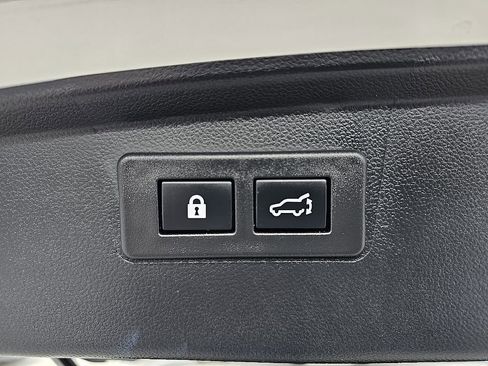 Used 2024 Subaru Outback Touring XT image 13