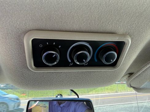 Used 2014 Chevrolet Express 3500 LT w/ LT Preferred Equipment Group RWD image 20