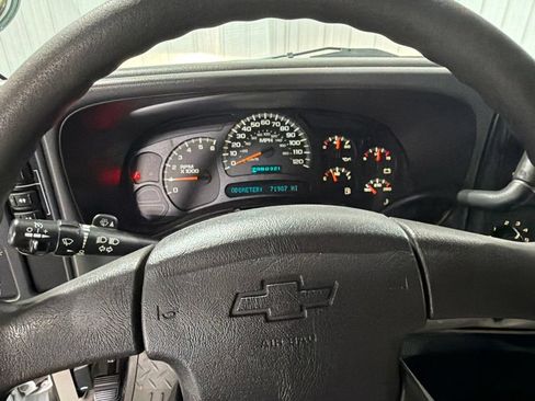 Used 2004 Chevrolet Tahoe 4WD w/ Skid Plate Package image 23