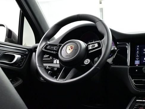 Certified 2025 Porsche Macan Turbo image 21