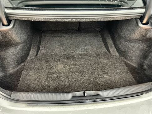 Used 2019 Dodge Charger R/T w/ Blacktop Package image 19