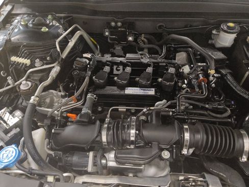 Used 2020 Honda Accord EX image 30