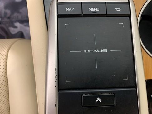 Used 2020 Lexus RX 450h AWD w/ Premium Package image 29