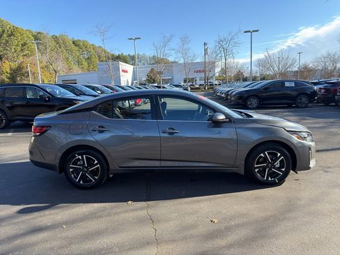 New 2025 Nissan Sentra SV image 8