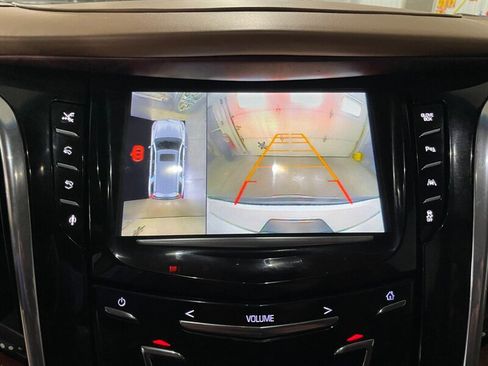 Used 2016 Cadillac Escalade ESV Platinum image 11