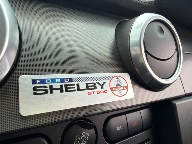 Used 2009 Ford Mustang Shelby GT500 RWD image 21