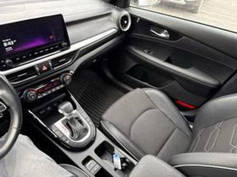 Used 2024 Kia Forte GT-Line image 9