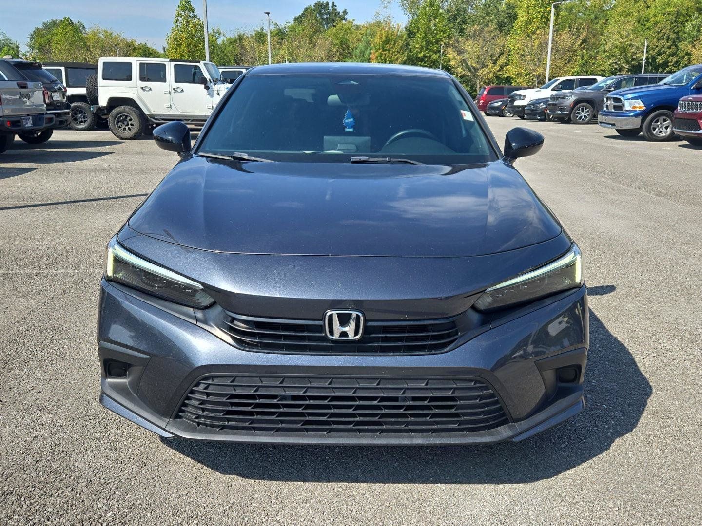 Used 2023 Honda Civic Sport image 2