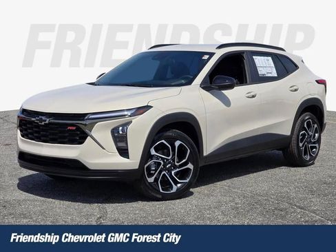 New 2026 Chevrolet Trax RS w/ Driver Confidence Package FWD image 1