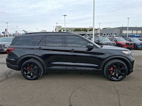 Certified 2023 Ford Explorer ST w/ Equipment Group 401A image 7