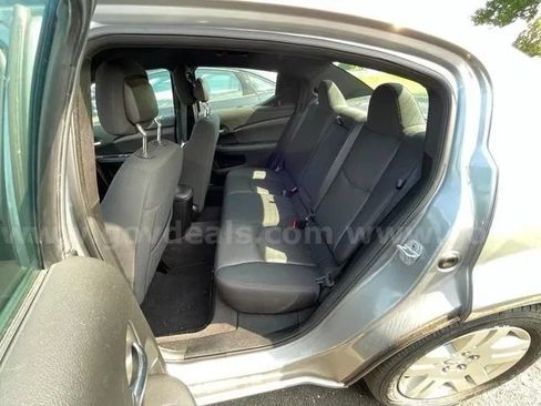Used 2013 Dodge Avenger SE FWD image 22