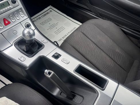Used 2007 Chrysler Crossfire Convertible RWD image 29