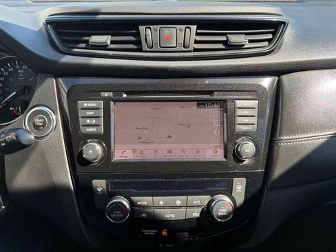 Used 2020 Nissan Rogue S AWD/4WD image 27