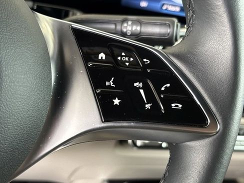 Certified 2025 Mercedes-Benz GLA 250 image 24